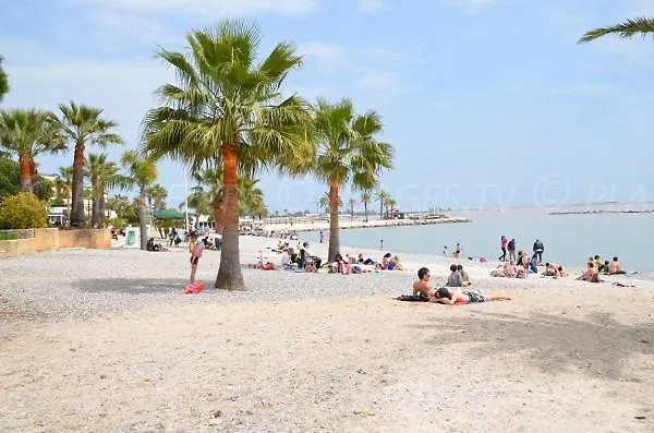 Apartamento STUDIO CLIMATISE Le Flot Bleu tres proche plage, aéroport, centre Cial Cap 3000, port Saint-Laurent-du-Var Francia